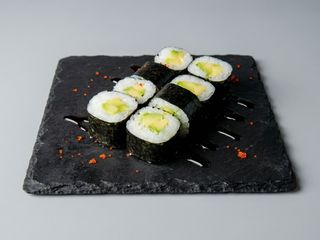 Hosomaki De Aguacate (6 Pzs.)