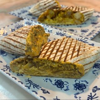 French taco de carne kebab