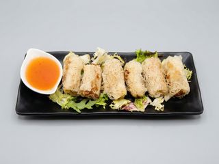 E7 - Rollitos de mariscos (6 uds.)