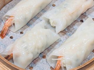 N9. Rollitos de gamba entera “Cristal”