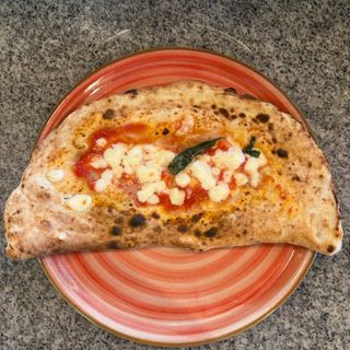 Calzone Jamón y Champiñones (Individual)