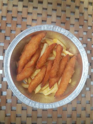 Solomillos De Pollo Con Patatas