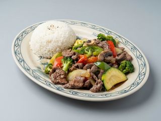 Ternera salteada con verduras