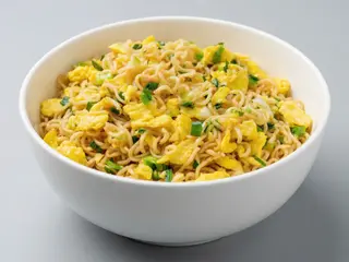Tallarines fritos