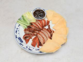 Pato asado al estilo pekinés