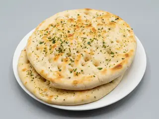 Chicken Cheese naan