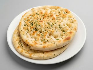 Garlic cheese naan