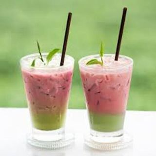 Matcha Stawberry Latte