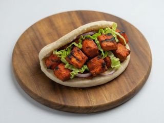 Tandoori Pollo Pita
