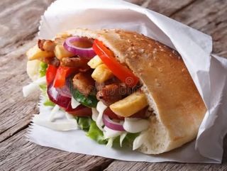 Kebab (Patatas Fritas dentro de Kebab)