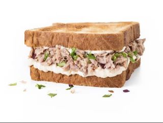 Sandwich de Atún con Mayonesa