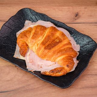 Croasant jamón York