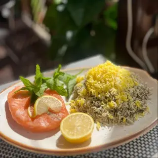 Sabzi polo ba mahi