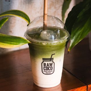 Rawcoco ice matcha latte