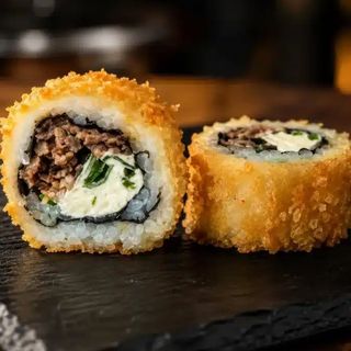 28. Maki furai salmón (8ud)