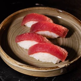 Nigiris Atun 4uds