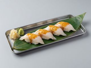 Nigiri de Pez Mantequilla frameada 4uds