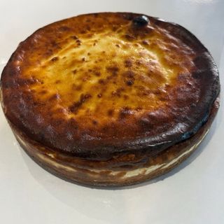 TARTA CLÁSICA DE QUESO GRANDE ( 10 PORCIONES )