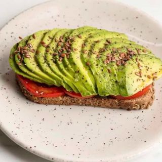 TOSTADA AGUACATE