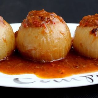 Cebollas rellenas de bonito