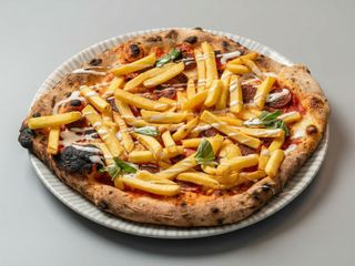 Pizza Wurstel patatas