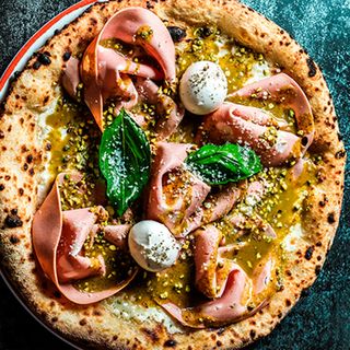 Pizza "La mortazza"