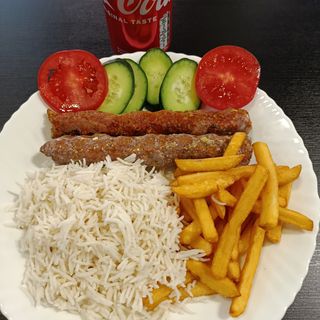 Seikh Kebab 2 Uni con patatas + lata