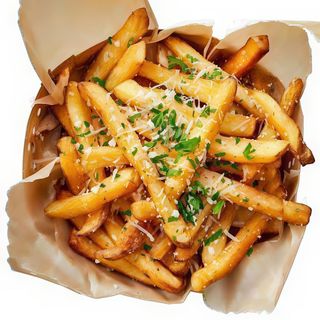 Patatas Fritas Con Ajo Y Parmesano