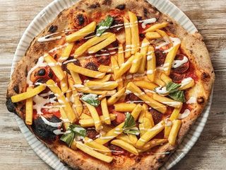 Pizza Wurstel patatas