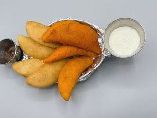 MERENDITA 2 Empanadas + 1 Refresco