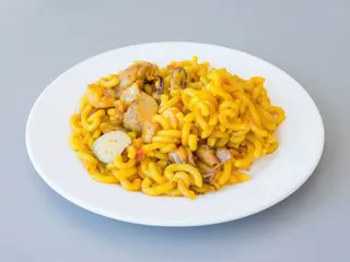 Fideúa de mariscos