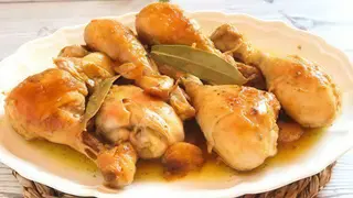 Pollo al ajillo