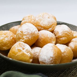 Buñuelos rellenos de chocolate