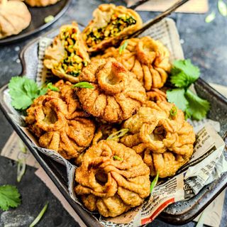 FRIED SOYA MOMOS 12 PIECES