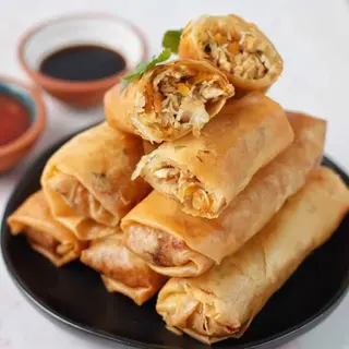 NOODLE SPRING ROLLS