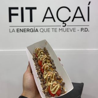 Fresas con chocolates calientes