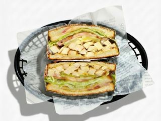 Sándwich De Pollo Con Miel Y Mostaza