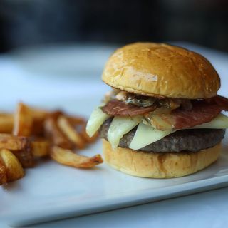 Hamburguesa de vaca madurada