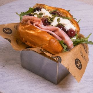 Bun Italy Sweet