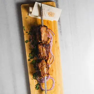 COSTILLAS DE CERDO A LA BRAS