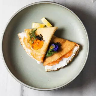 BLINIS RUSOS SALMON