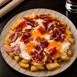 Huevos Rotos Con Jamón Ibérico