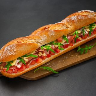 Bocadillo De Ternera