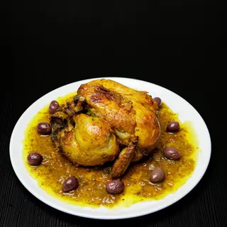 Pollo asado con patatas fritas
