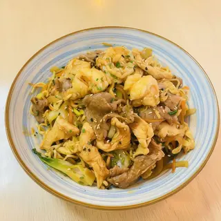 Yakimeshi Mejosko