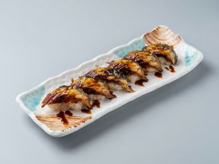 Cajita de anguila (6 pzs.)