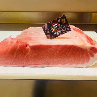 Sashimi de toro (18 pzs.)