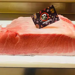 Sashimi de toro (9 pzs.)