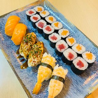 Bandeja 13- 22 Sushi