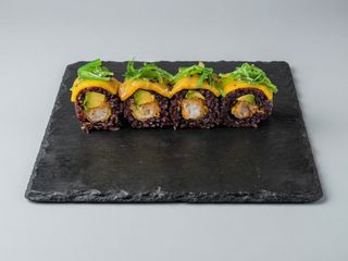 Langostinos aguacate wakame y queso cheedar(8u)118